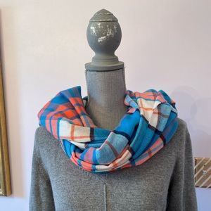 Bright pink and blue gap scarf